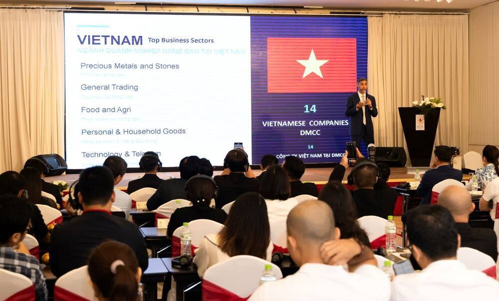 Дубайский многоотраслевой центр поддерживает расширение вьетнамских компаний