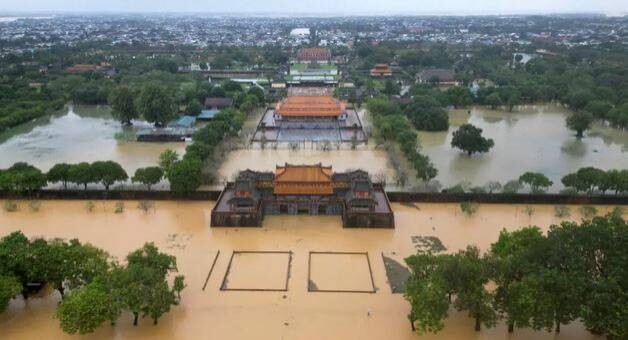 Vietnam Evacuates Thousands Due to Heavy Rains