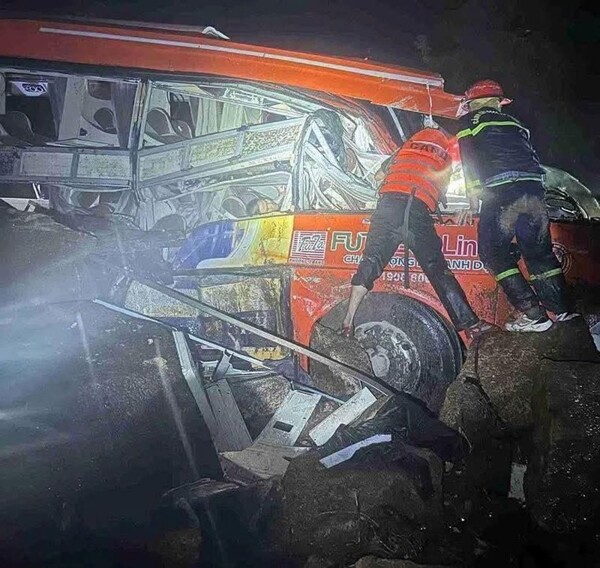 Six killed in Vietnam landslide